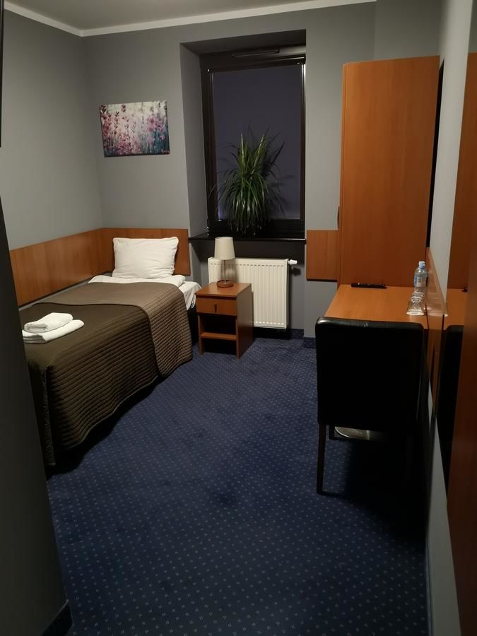 Отель Hotel Level Rypin