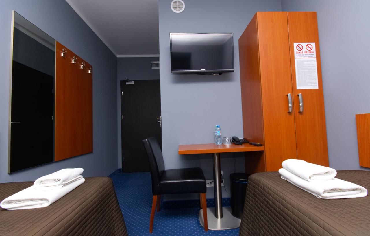Отель Hotel Level Rypin